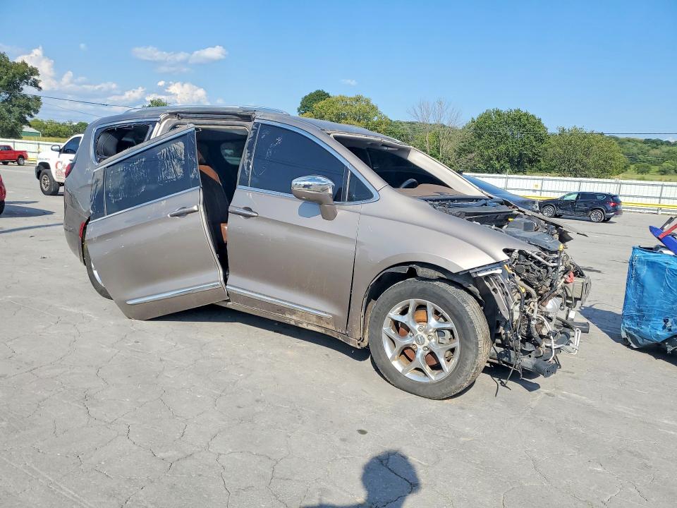 66840346 :رقم المزاد ، 2C4RC1GG7HR770608 vin ، 2017 Chrysler Pacifica مزاد بيع