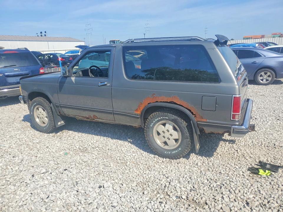 66595796 :رقم المزاد ، 1GNCT18Z8K0103996 vin ، 1989 Chevrolet Blazer مزاد بيع