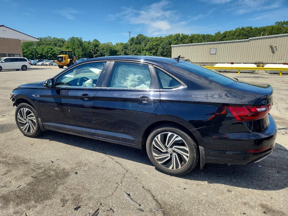 63783546 :رقم المزاد ، 3VWG57BU1MM096715 vin ، 2021 Volkswagen Jetta مزاد بيع