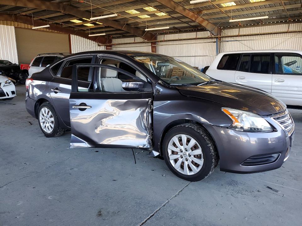 2014 Nissan Sentra მანქანა იყიდება აუქციონზე, vin: 3N1AB7AP9EL625335, აუქციონის ნომერი: 65852076
