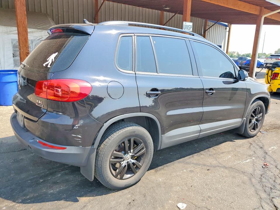 Auction sale of the 2017 Volkswagen Tiguan, vin: WVGBV7AX5HK020920, lot number: 62717236