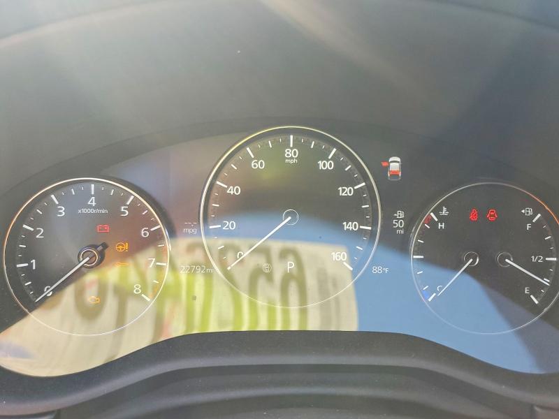 65264486 :رقم المزاد ، 3MVDMBCL9NM423542 vin ، 2022 Mazda Cx-30 مزاد بيع