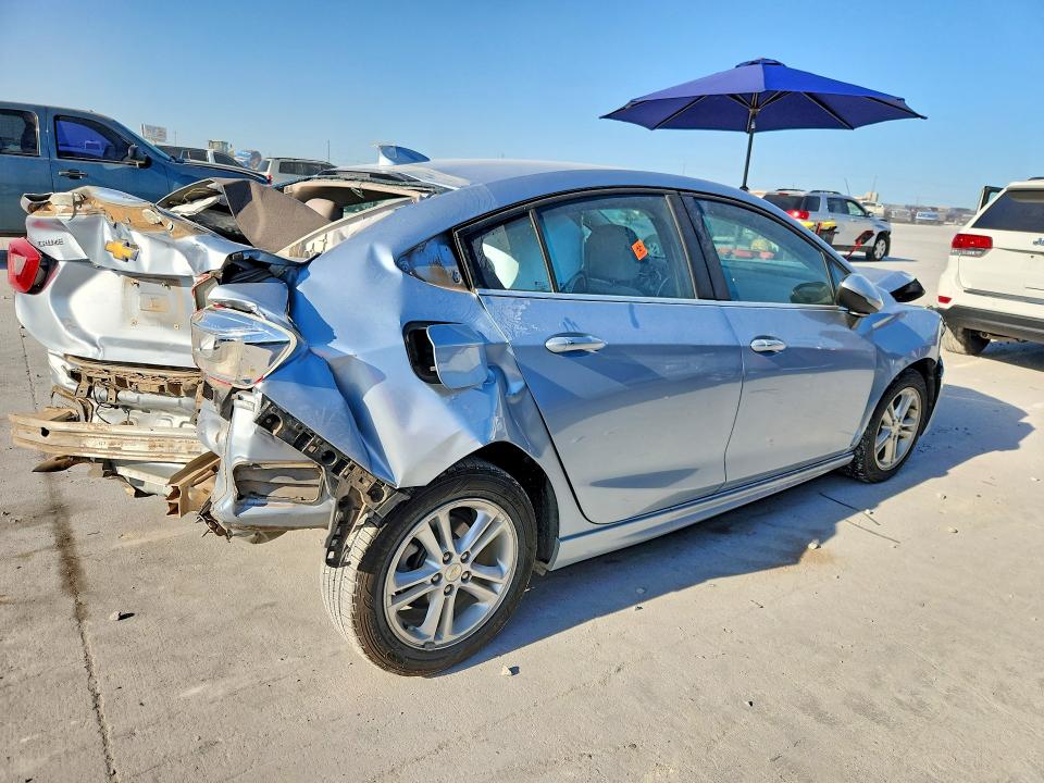 Продаж на аукціоні авто 2017 Chevrolet Cruze, vin: 1G1BE5SMXH7204811, номер лоту: 65447326