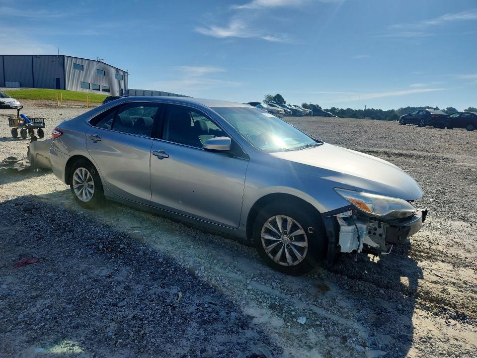 65807526 :رقم المزاد ، 4T4BF1FK0GR564130 vin ، 2016 Toyota Camry مزاد بيع