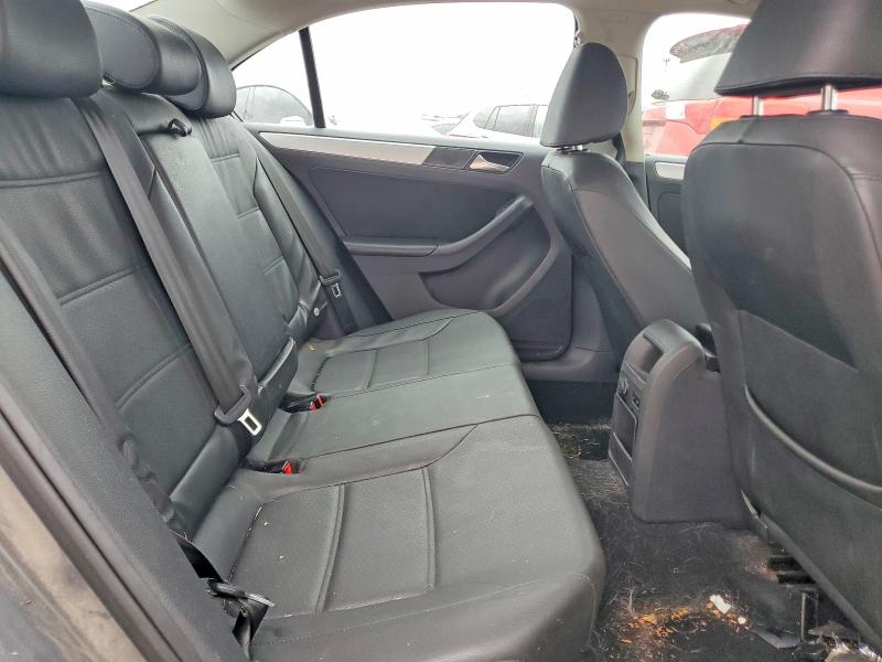 58797186 :رقم المزاد ، 3VWBX7AJ3DM351117 vin ، 2013 Volkswagen Jetta مزاد بيع