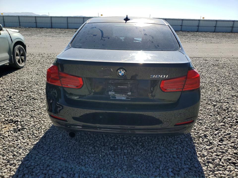 Продаж на аукціоні авто 2017 Bmw 320, vin: WBA8E1G5XHNU14314, номер лоту: 63515106