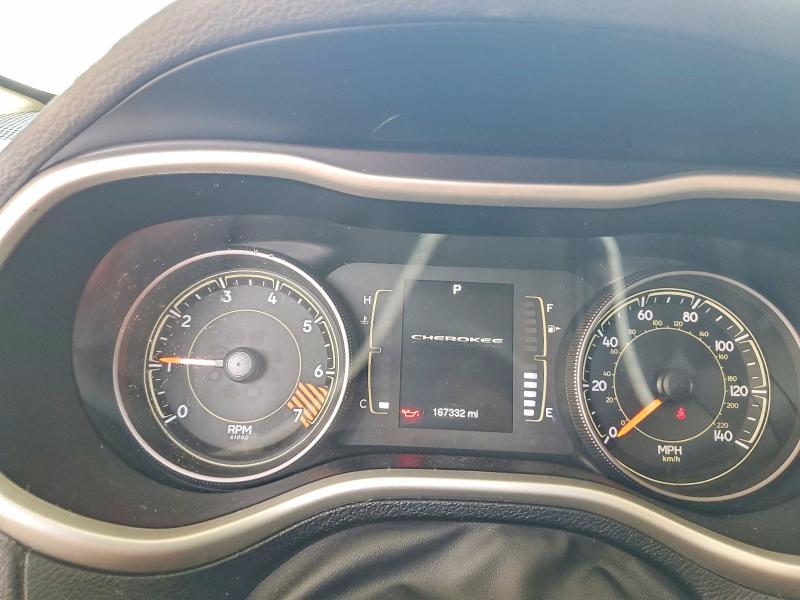 64539376 :رقم المزاد ، 1C4PJLCB7FW553566 vin ، 2015 Jeep Cherokee مزاد بيع