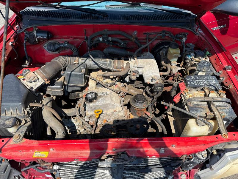 2000 Toyota Tacoma მანქანა იყიდება აუქციონზე, vin: 4TANL42N9YZ672106, აუქციონის ნომერი: 66490066