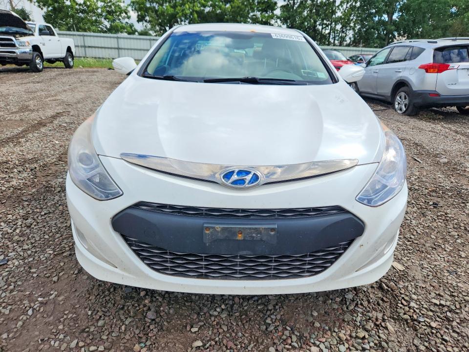 2015 Hyundai Sonata Hybrid მანქანა იყიდება აუქციონზე, vin: KMHEC4A49FA119945, აუქციონის ნომერი: 63699616