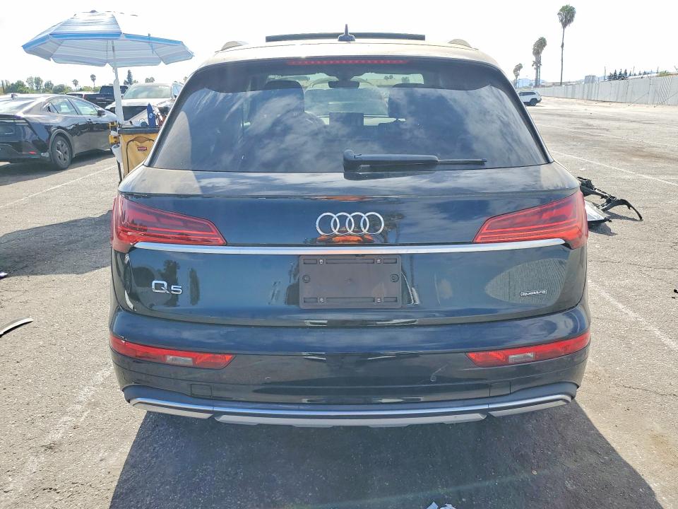 Продажа на аукционе авто 2021 Audi Q5, vin: WA1BAAFYXM2063393, номер лота: 64126666