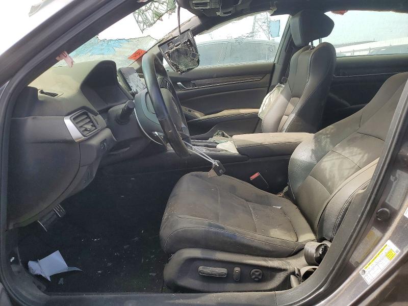 2018 Honda Accord მანქანა იყიდება აუქციონზე, vin: 1HGCV2F3XJA008132, აუქციონის ნომერი: 64146726