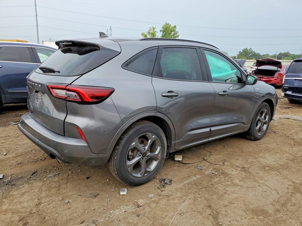 64212556 :رقم المزاد ، 1FMCU0MN1RUA70941 vin ، 2024 Ford Escape مزاد بيع