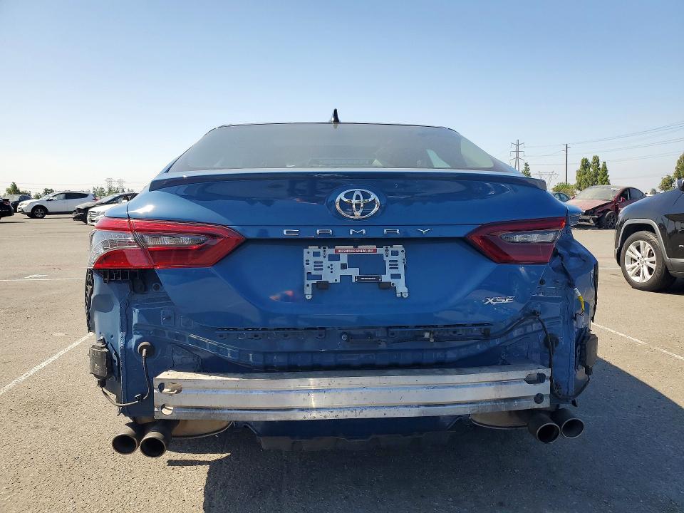 2023 Toyota Camry მანქანა იყიდება აუქციონზე, vin: 4T1KZ1AK1PU074031, აუქციონის ნომერი: 63250296