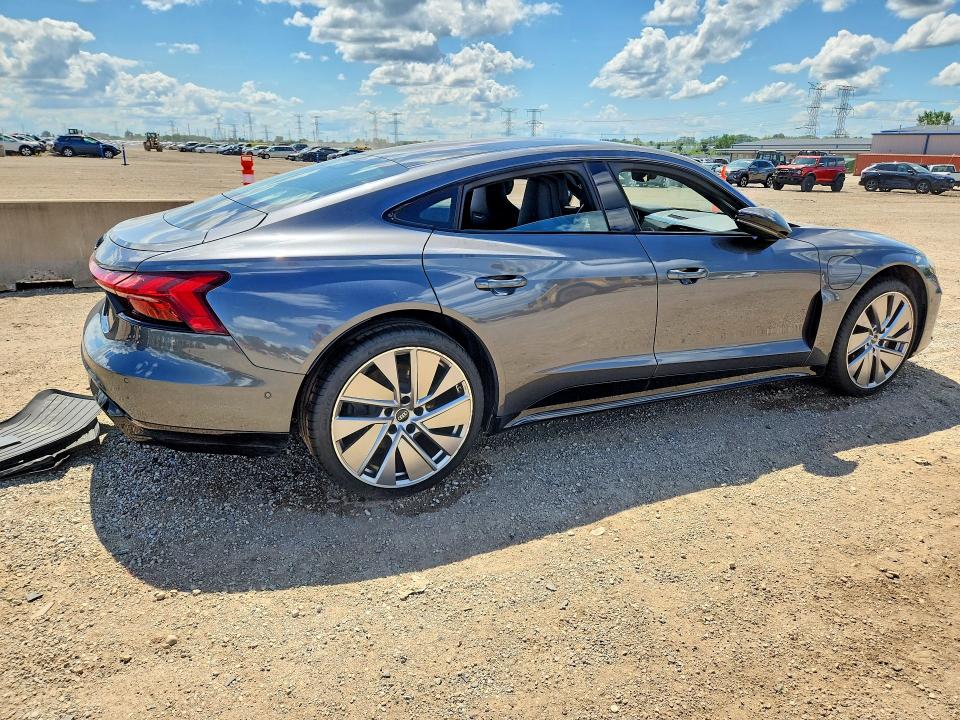 Продажа на аукционе авто 2022 Audi E-tron Gt, vin: WAUEJBFW8N7005999, номер лота: 65176146