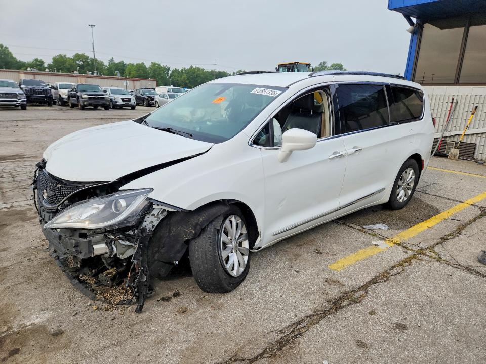 2018 Chrysler Pacifica მანქანა იყიდება აუქციონზე, vin: 2C4RC1EG0JR317391, აუქციონის ნომერი: 63657336