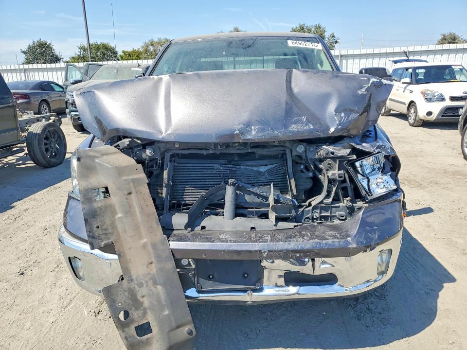 64952716 :رقم المزاد ، 1C6RR7LM0JS321943 vin ، 2018 Ram 1500 مزاد بيع