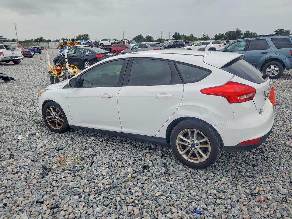 63519886 :رقم المزاد ، 1FADP3K29HL337926 vin ، 2017 Ford Focus مزاد بيع