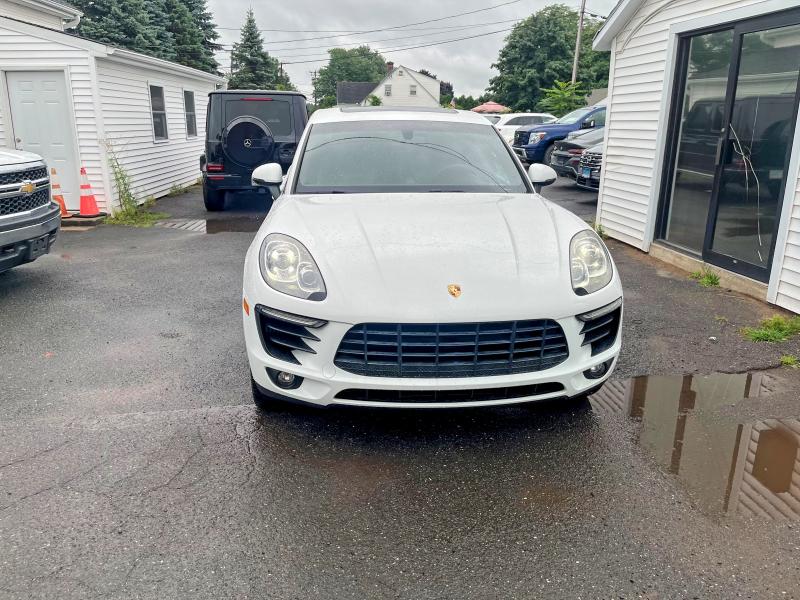 2015 Porsche Macan მანქანა იყიდება აუქციონზე, vin: WP1AB2A59FLB63160, აუქციონის ნომერი: 63898706