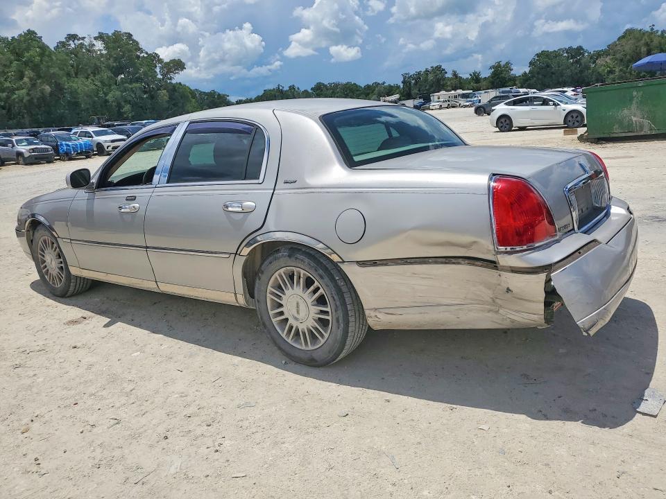 Продажа на аукционе авто 2006 Lincoln Town Car, vin: 1LNHM83W56Y648140, номер лота: 64039666