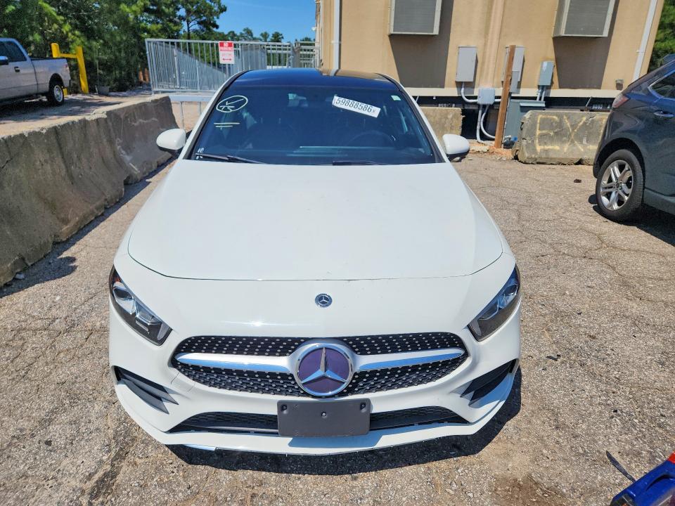 2019 Mercedes-benz A მანქანა იყიდება აუქციონზე, vin: WDD3G4EB3KW005645, აუქციონის ნომერი: 59888586