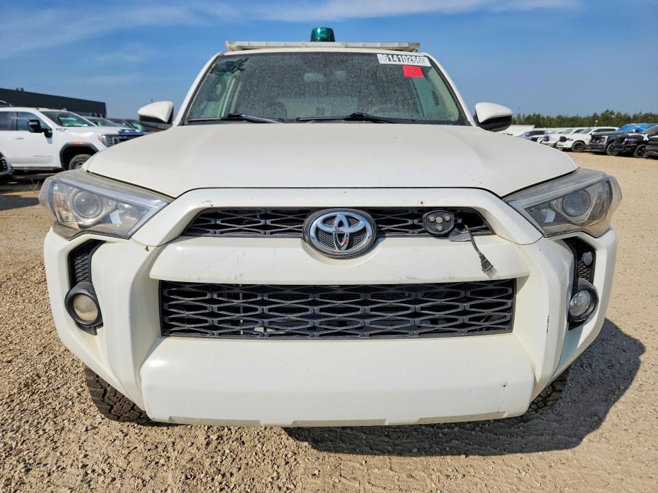 61410266 :رقم المزاد ، JTEBU5JR1F5241791 vin ، 2015 Toyota 4runner مزاد بيع