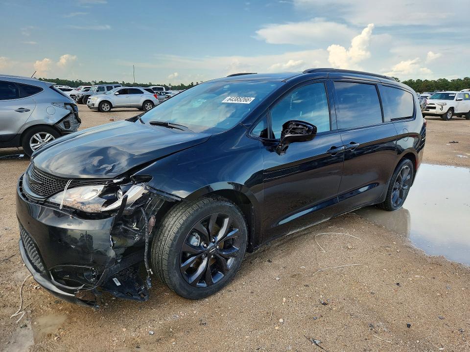 Aukcja sprzedaży 2020 Chrysler Pacifica, vin: 2C4RC1BG3LR111697, numer aukcji: 64385266