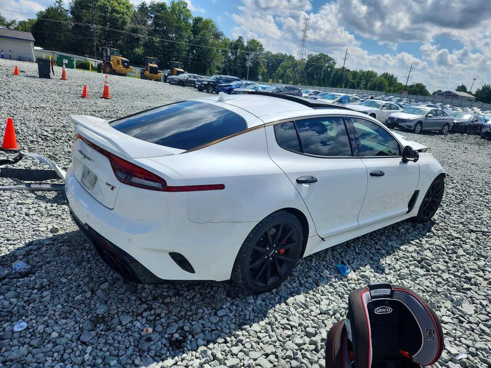 Продаж на аукціоні авто 2022 Kia Stinger, vin: KNAE55LC2N6108910, номер лоту: 64380456