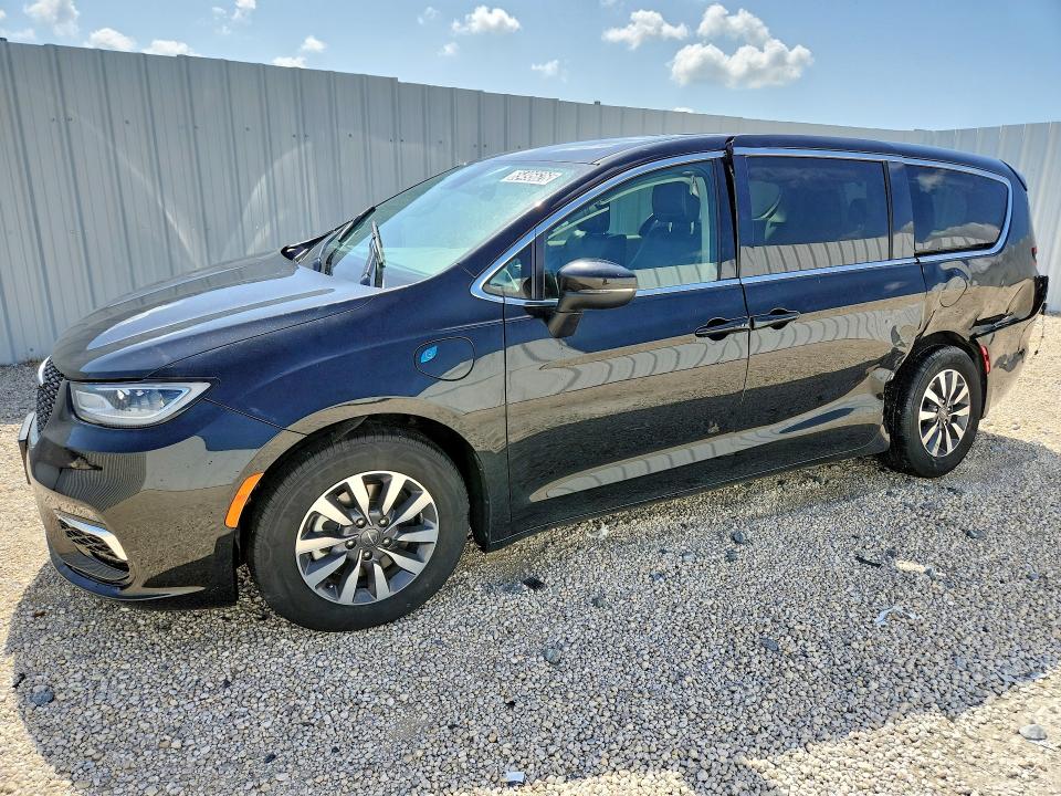 Aukcja sprzedaży 2023 Chrysler Pacifica, vin: 2C4RC1L77PR632202, numer aukcji: 65495626