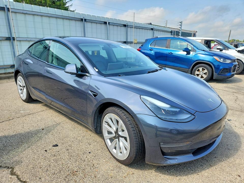 2022 Tesla Model 3 მანქანა იყიდება აუქციონზე, vin: 5YJ3E1EB4NF288967, აუქციონის ნომერი: 64613766