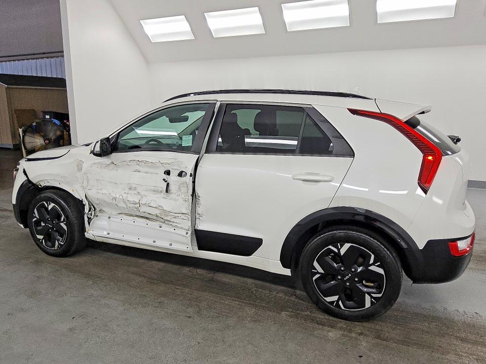 Продажа на аукционе авто 2024 Kia Niro, vin: KNDCR3L16R5109183, номер лота: 63487616
