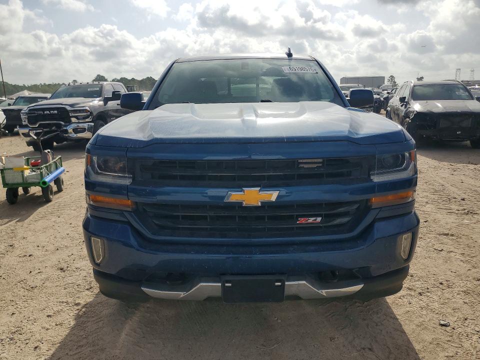 2018 Chevrolet Silverado მანქანა იყიდება აუქციონზე, vin: 3GCUKREC9JG415138, აუქციონის ნომერი: 65198576