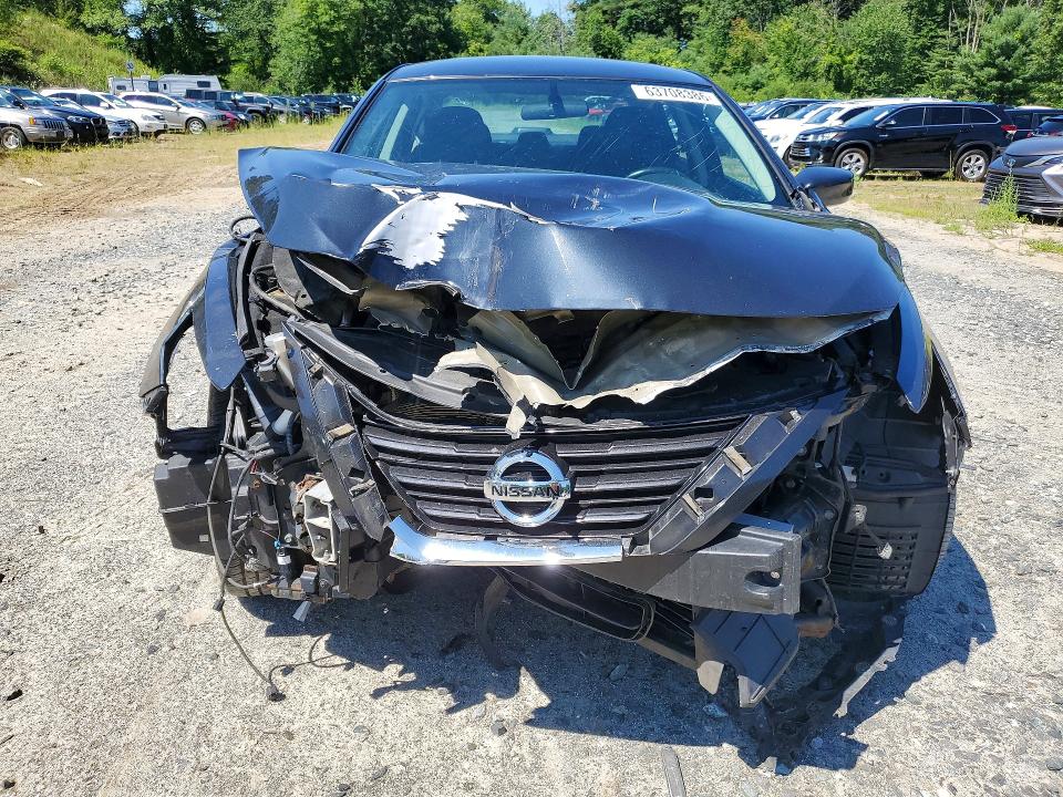 2018 Nissan Altima მანქანა იყიდება აუქციონზე, vin: 1N4AL3AP6JC240801, აუქციონის ნომერი: 63708386