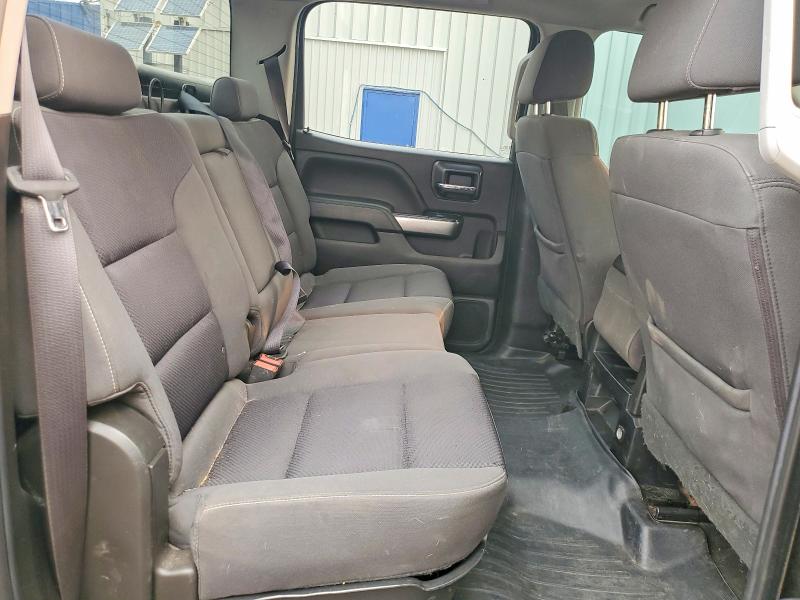 Auction sale of the 2018 Chevrolet Silverado, vin: 1GCUKREC8JF207883, lot number: 63670096