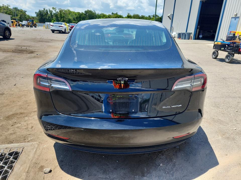 65564356 :رقم المزاد ، 5YJ3E1EB7JF120900 vin ، 2018 Tesla Model 3 مزاد بيع