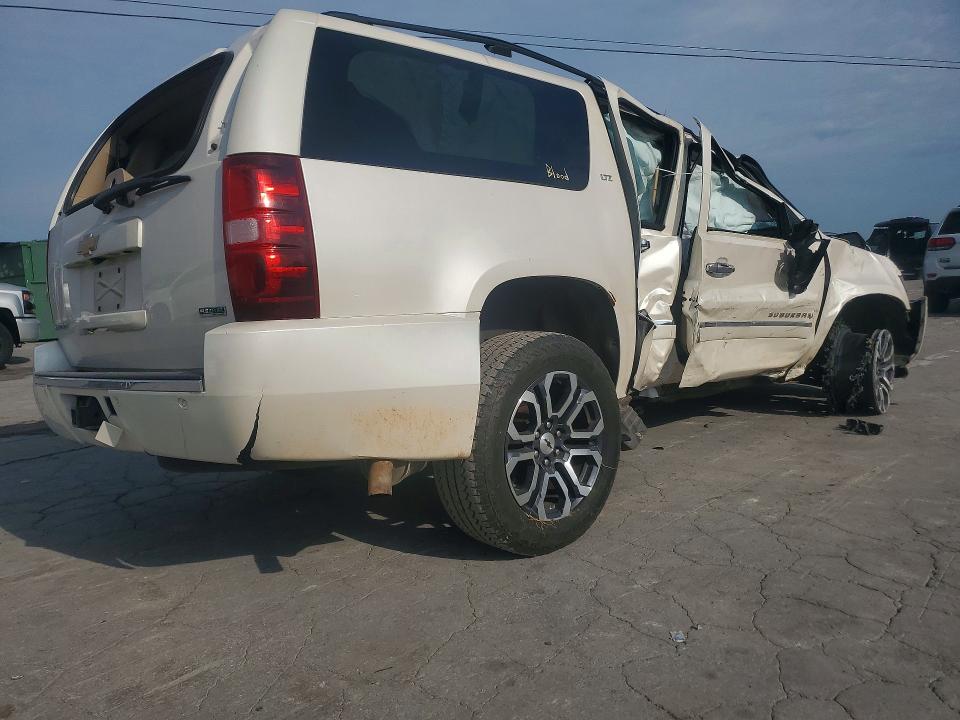 2012 Chevrolet Suburban მანქანა იყიდება აუქციონზე, vin: 1GNSKKE71CR324988, აუქციონის ნომერი: 66161406
