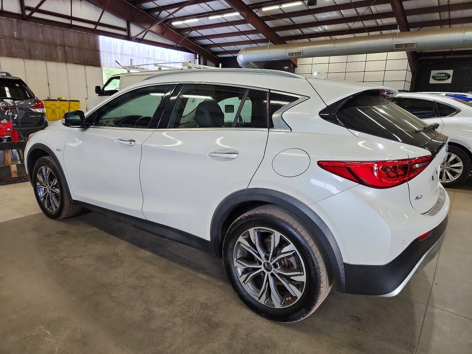 Продажа на аукционе авто 2017 Infiniti Qx30, vin: SJKCH5CR3HA025992, номер лота: 64668406