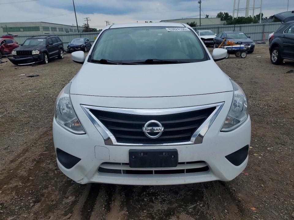 63824106 :رقم المزاد ، 3N1CN7AP0KL850609 vin ، 2019 Nissan Versa مزاد بيع