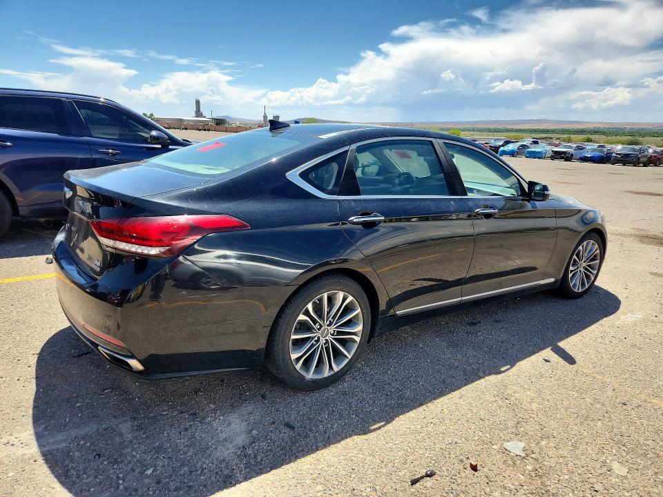Aukcja sprzedaży 2017 Genesis G80, vin: KMHGN4JE5HU185633, numer aukcji: 66395656