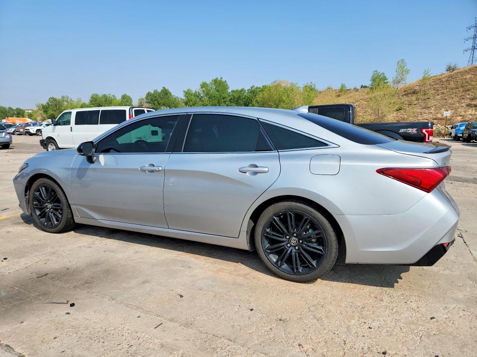 64219556 :رقم المزاد ، 4T1GZ1FB5NU087179 vin ، 2022 Toyota Avalon مزاد بيع