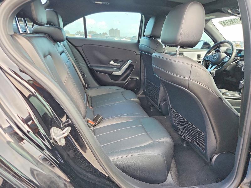 64106596 :رقم المزاد ، WDD3G4EB5KW018879 vin ، 2019 Mercedes-benz A مزاد بيع