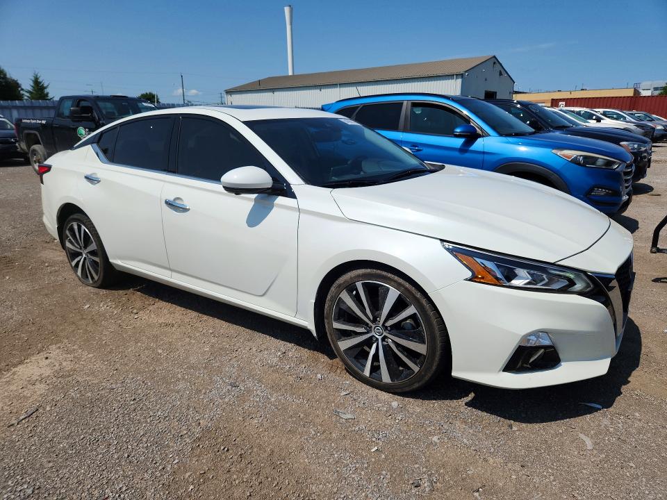 Продаж на аукціоні авто 2020 Nissan Altima, vin: 1N4BL4FW5LN322696, номер лоту: 64398116
