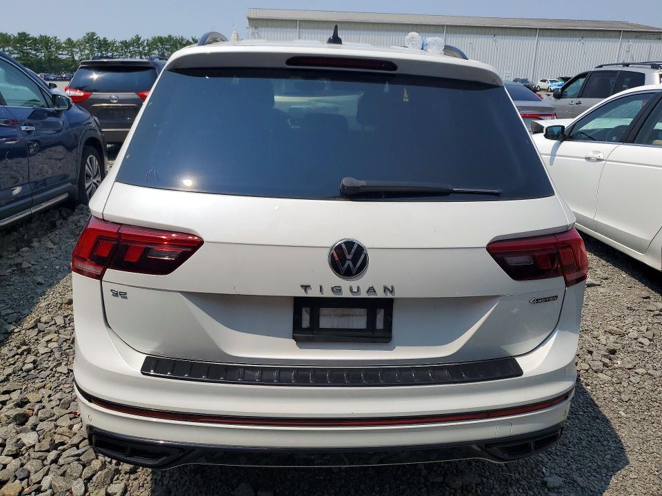 63895506 :رقم المزاد ، 3VV8B7AX6NM144854 vin ، 2022 Volkswagen Tiguan مزاد بيع