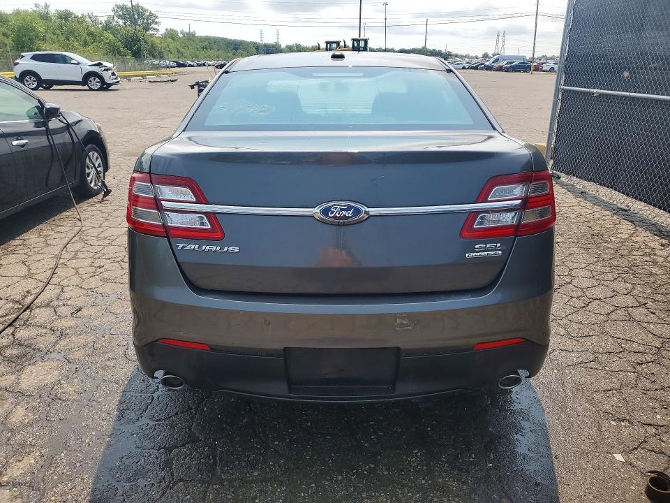 Продажа на аукционе авто 2015 Ford Taurus, vin: 1FAHP2E84FG208879, номер лота: 64380886