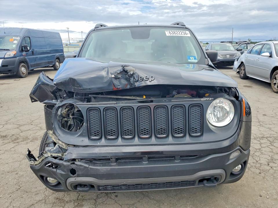 Продаж на аукціоні авто 2018 Jeep Renegade, vin: ZACCJBAB5JPH62080, номер лоту: 63822256