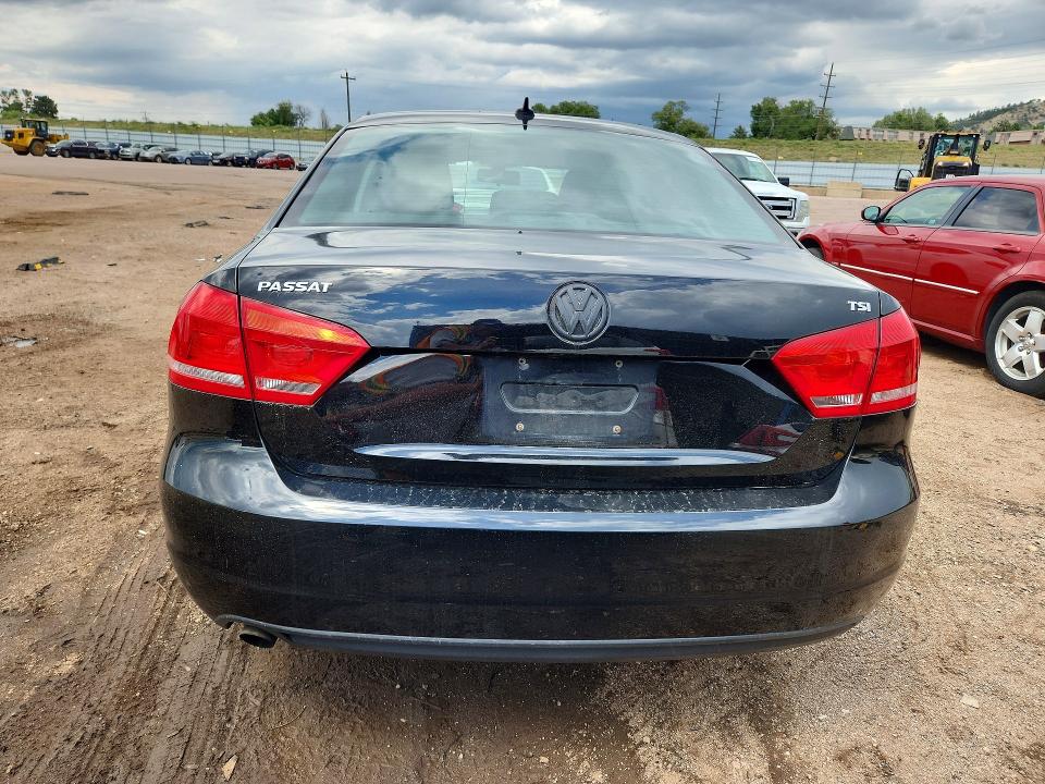 2014 Volkswagen Passat მანქანა იყიდება აუქციონზე, vin: 1VWAT7A39EC059256, აუქციონის ნომერი: 64982476