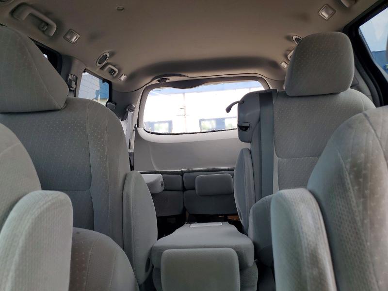 66074226 :رقم المزاد ، 5TDKZ3DC3JS911023 vin ، 2018 Toyota Sienna مزاد بيع