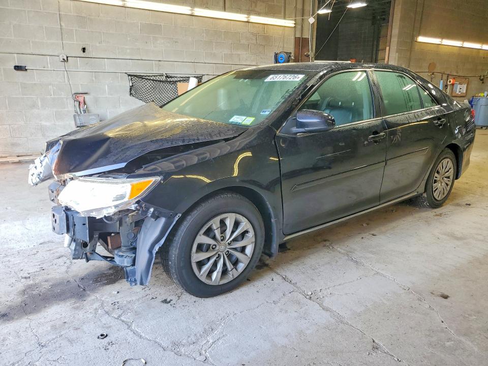 65176726 :رقم المزاد ، 4T4BF1FK8ER386447 vin ، 2014 Toyota Camry مزاد بيع