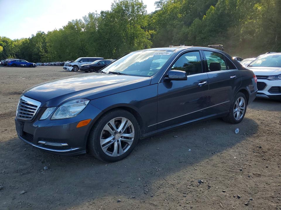 66304276 :رقم المزاد ، WDDHF8HB2BA265477 vin ، 2011 Mercedes-benz E مزاد بيع