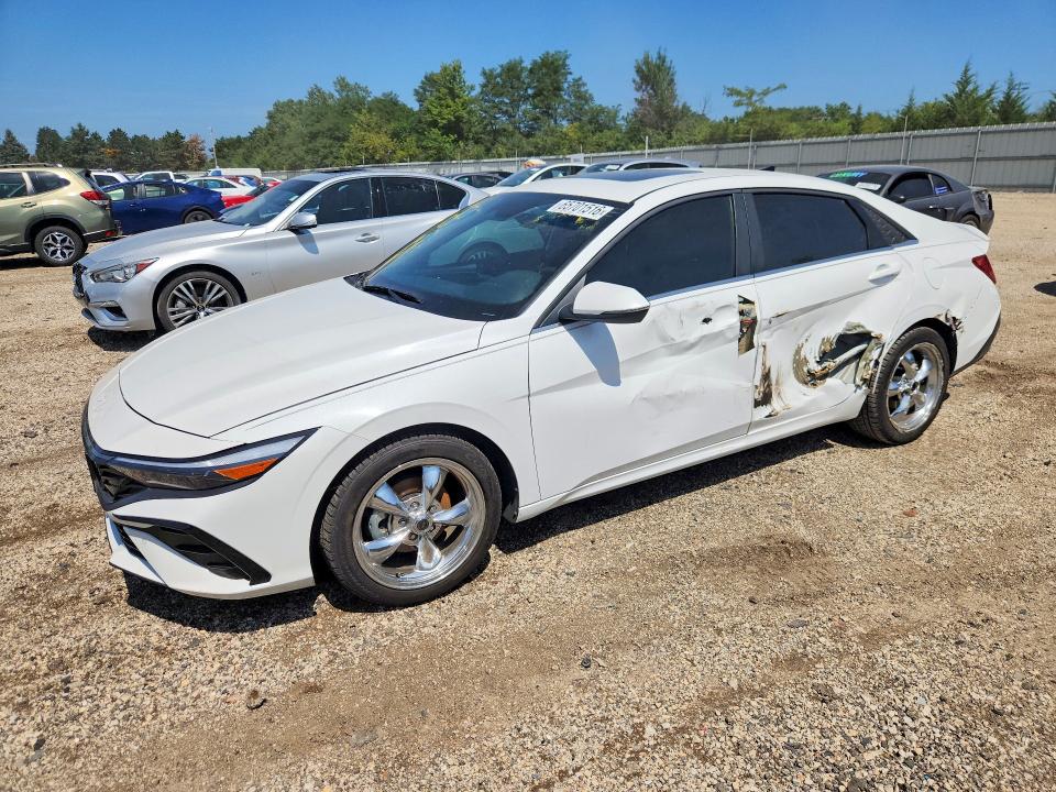 Продаж на аукціоні авто 2024 Hyundai Elantra, vin: KMHLN4DJ7RU109856, номер лоту: 65701516
