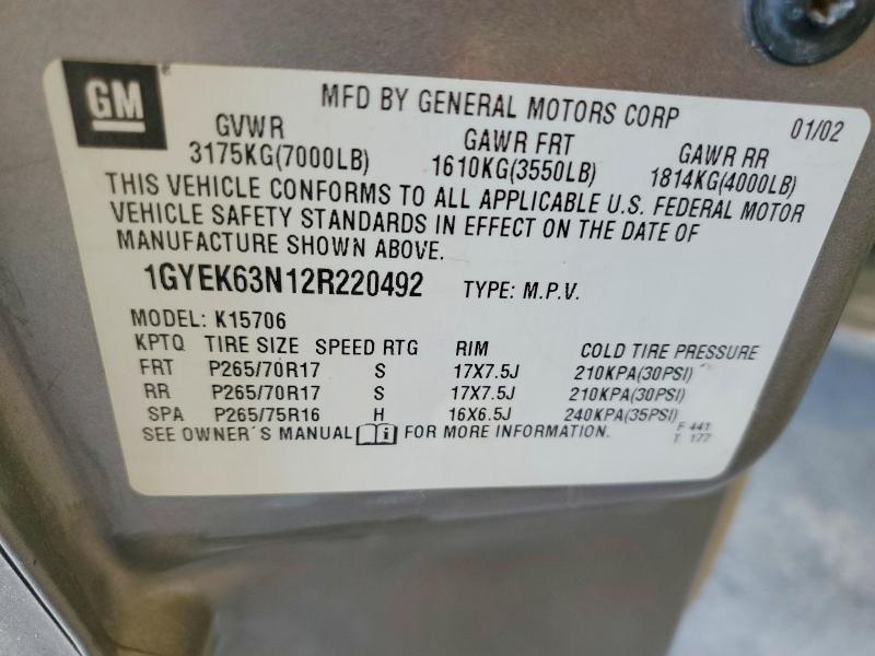 2002 Cadillac Escalade მანქანა იყიდება აუქციონზე, vin: 1GYEK63N12R220492, აუქციონის ნომერი: 64975126